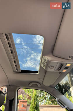Минивэн Volkswagen Multivan 2012 в 