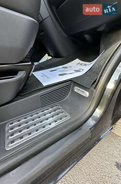 Минивэн Volkswagen Multivan 2012 в 
