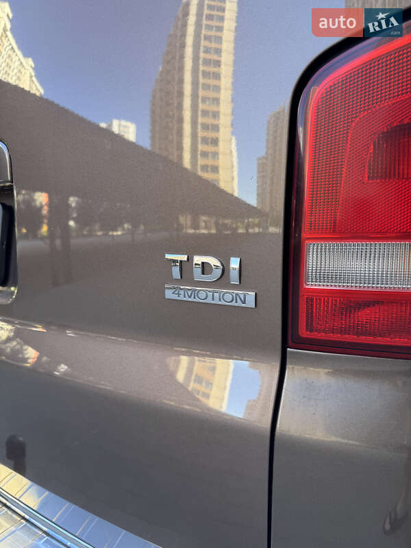 Минивэн Volkswagen Multivan 2010 в Одессе фото 26 Минивэн Volkswagen Multivan 2010 в Одессе