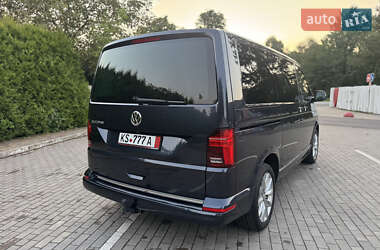 Минивэн Volkswagen Multivan 2020 в 