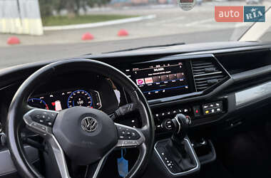 Минивэн Volkswagen Multivan 2020 в 