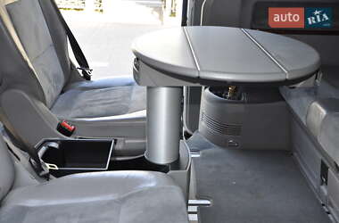 Минивэн Volkswagen Multivan 2006 в 