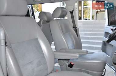 Минивэн Volkswagen Multivan 2006 в 
