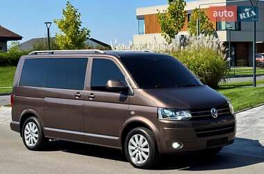 Мінівен Volkswagen Multivan 2014 в Дніпрі