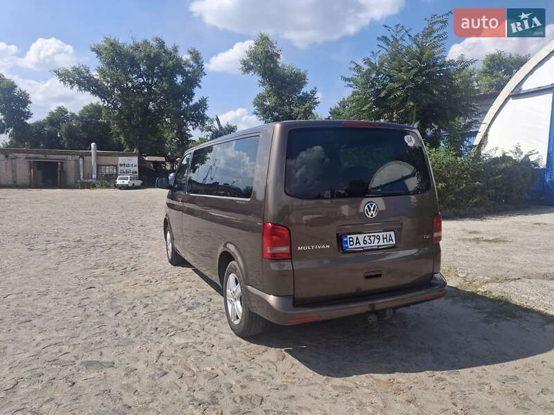 Минивэн Volkswagen Multivan 2012 в Днепре