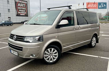 Мінівен Volkswagen Multivan 2011 в 
