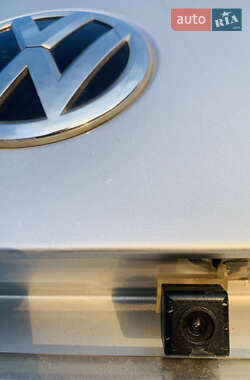 Минивэн Volkswagen Multivan 2016 в 