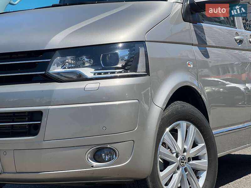 Минивэн Volkswagen Multivan 2015 в Одессе