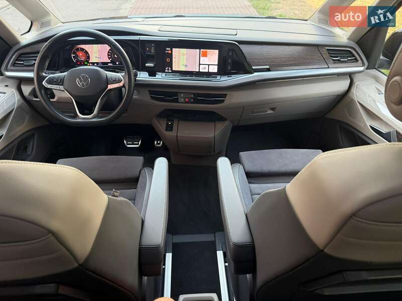 Мінівен Volkswagen Multivan 2022 в Києві