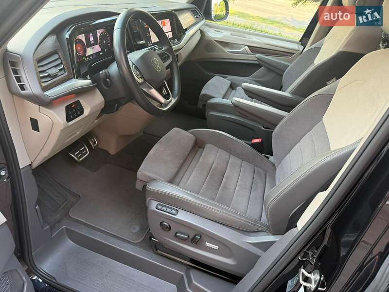 Мінівен Volkswagen Multivan 2022 в Києві