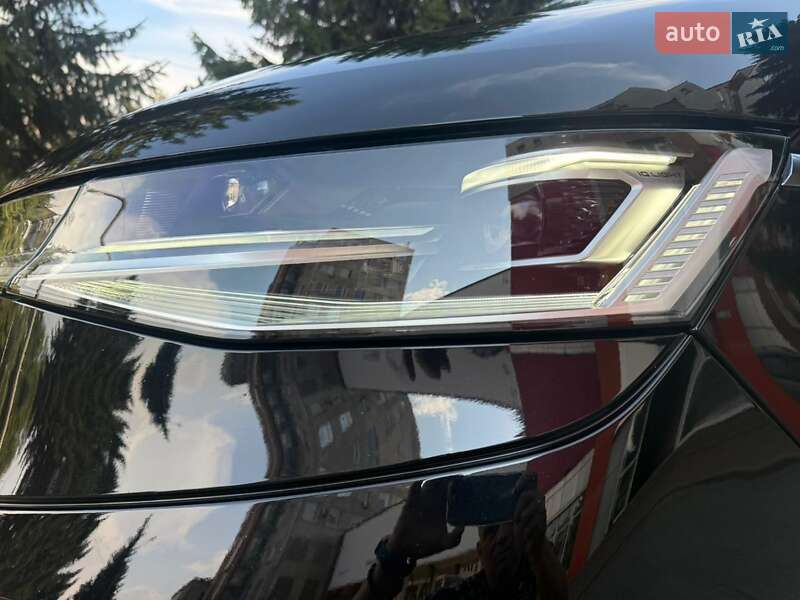 Мінівен Volkswagen Multivan 2022 в Києві