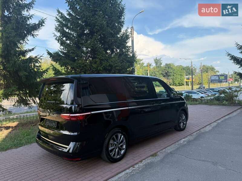 Мінівен Volkswagen Multivan 2022 в Києві
