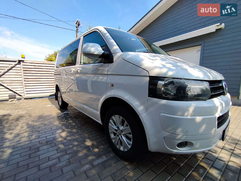 Минивэн Volkswagen Multivan 2010 в Киеве фото 5 Минивэн Volkswagen Multivan 2010 в Киеве