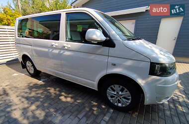 Минивэн Volkswagen Multivan 2010 в 