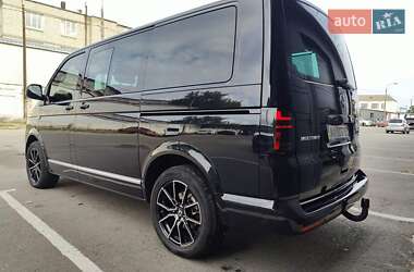 Мінівен Volkswagen Multivan 2015 в Києві