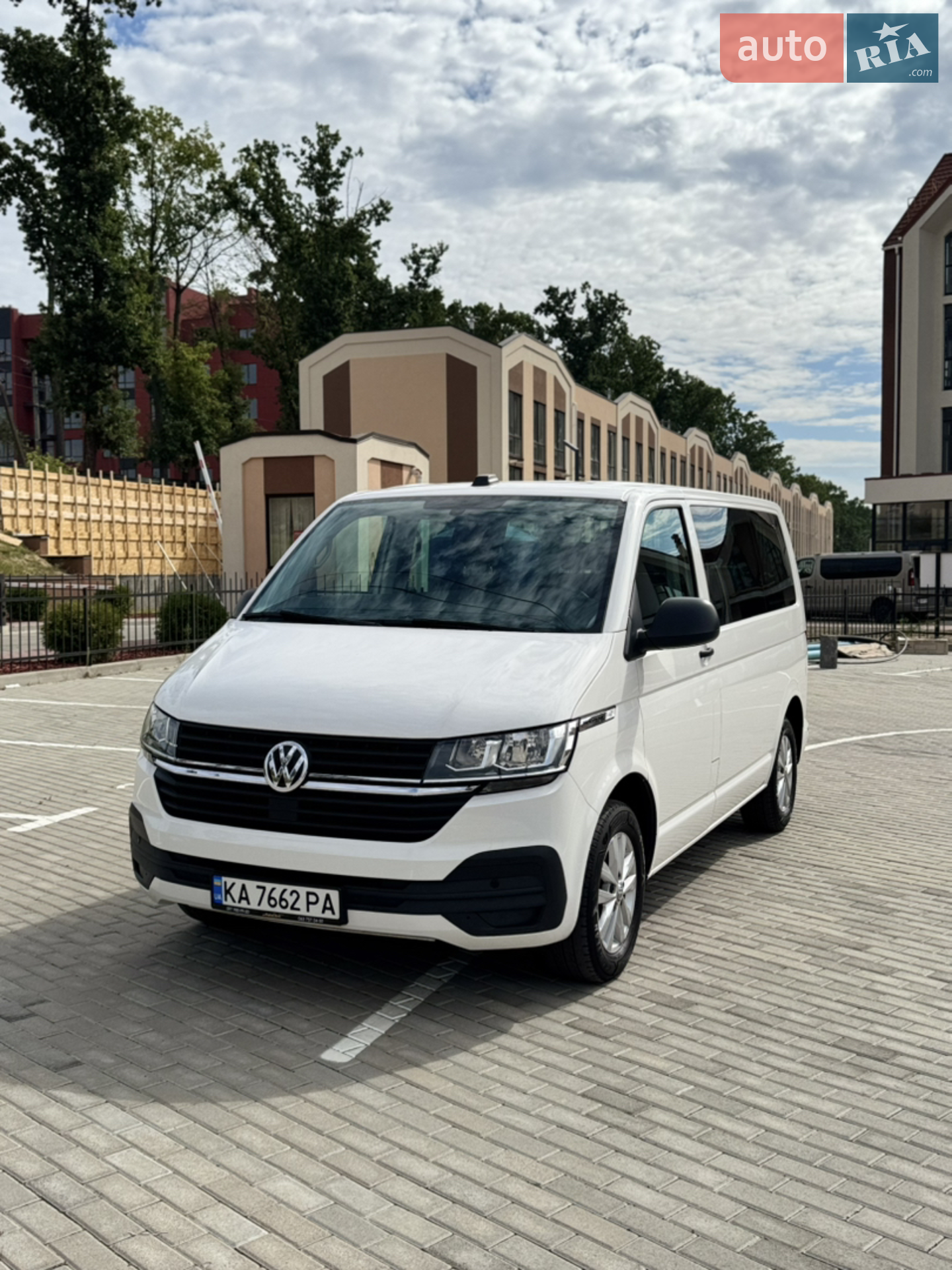 2020 Volkswagen Multivan - фото 1