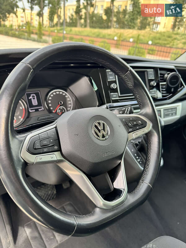 Минивэн Volkswagen Multivan 2020 в Киеве фото 22 Минивэн Volkswagen Multivan 2020 в Киеве