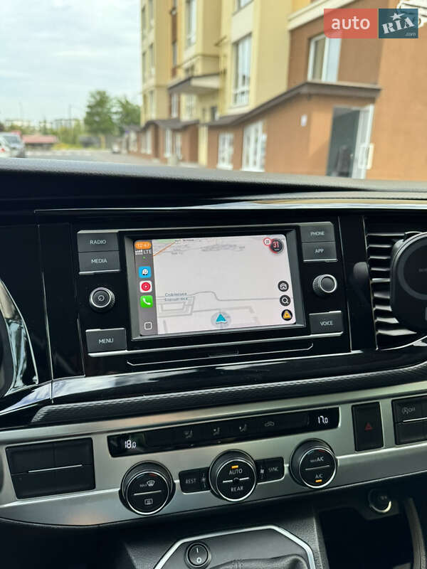 Минивэн Volkswagen Multivan 2020 в Киеве фото 25 Минивэн Volkswagen Multivan 2020 в Киеве