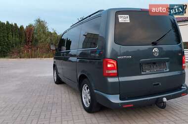 Минивэн Volkswagen Multivan 2006 в 