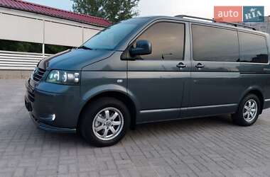 Минивэн Volkswagen Multivan 2006 в 