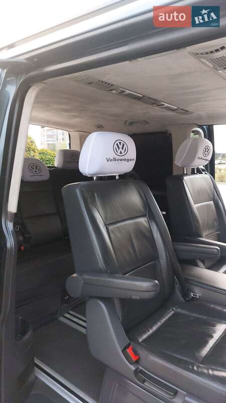 Мінівен Volkswagen Multivan 2006 в Запоріжжі