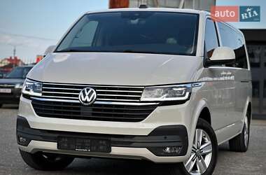 Мінівен Volkswagen Multivan 2020 в 