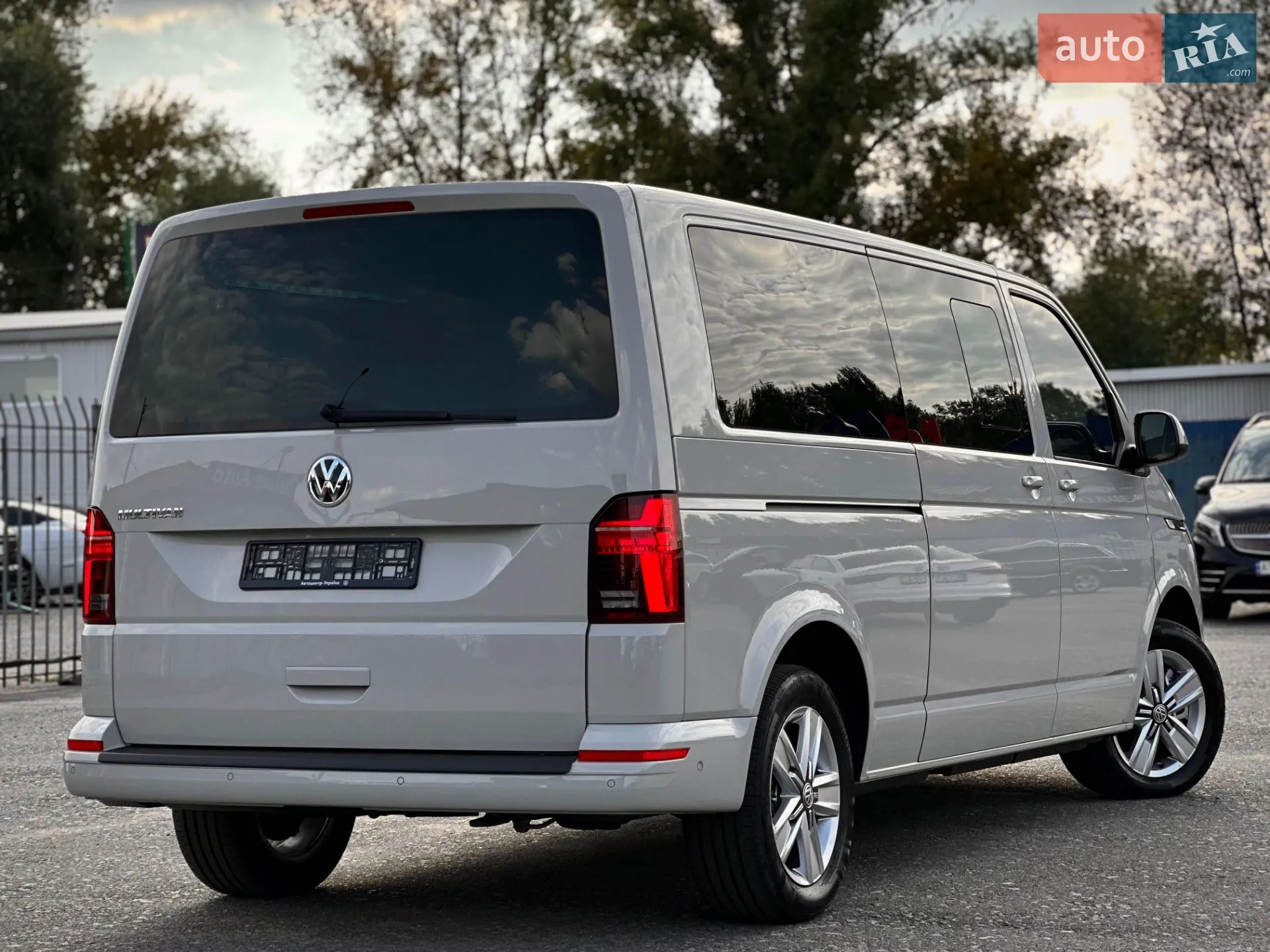2020 Volkswagen Multivan - мініатюра 17