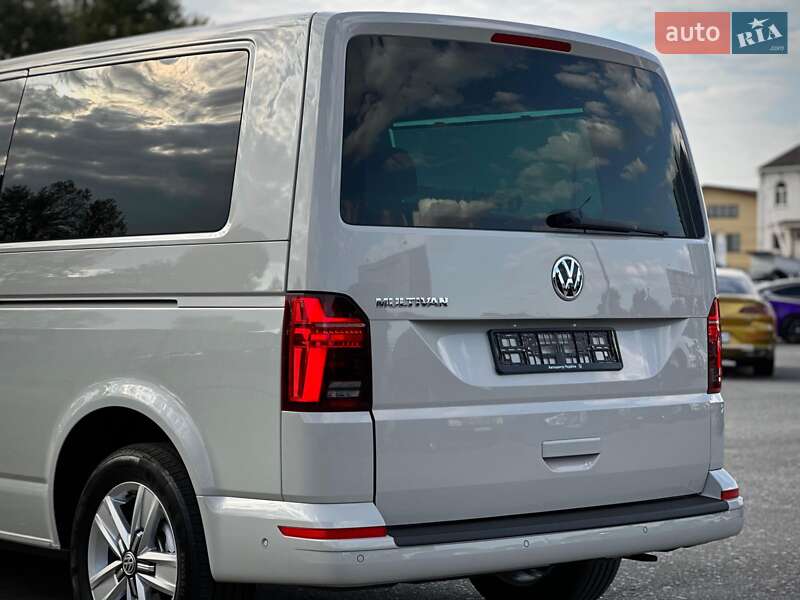 Минивэн Volkswagen Multivan 2020 в Киеве