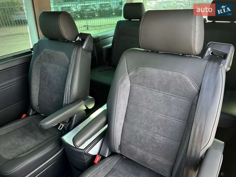 Минивэн Volkswagen Multivan 2020 в Киеве