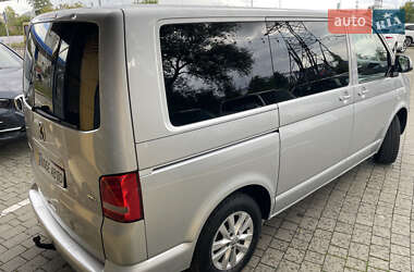 Мінівен Volkswagen Multivan 2009 в 