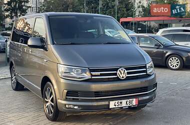 Минивэн Volkswagen Multivan 2017 в 