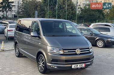 Минивэн Volkswagen Multivan 2017 в 