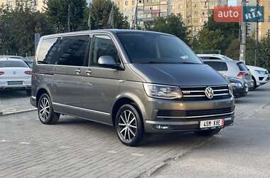 Минивэн Volkswagen Multivan 2017 в Черновцах