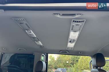 Минивэн Volkswagen Multivan 2017 в 