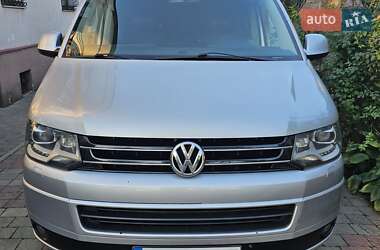 Минивэн Volkswagen Multivan 2011 в Стрые