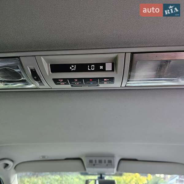 Минивэн Volkswagen Multivan 2011 в Стрые фото 12 Минивэн Volkswagen Multivan 2011 в Стрые