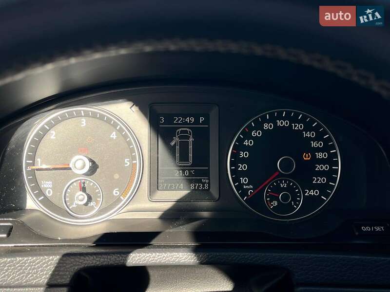 Минивэн Volkswagen Multivan 2012 в Львове фото 22 Минивэн Volkswagen Multivan 2012 в Львове