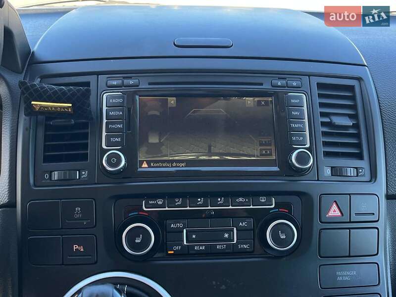 Минивэн Volkswagen Multivan 2012 в Львове фото 26 Минивэн Volkswagen Multivan 2012 в Львове