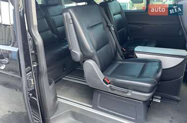 Минивэн Volkswagen Multivan 2012 в 