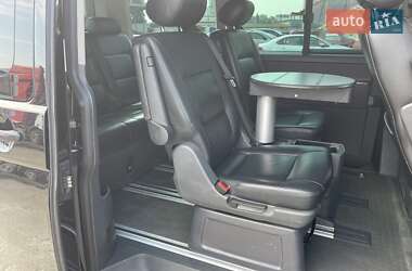 Минивэн Volkswagen Multivan 2012 в 