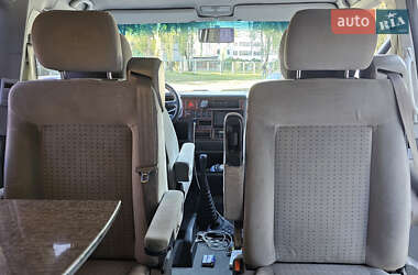 Мінівен Volkswagen Multivan 2000 в 