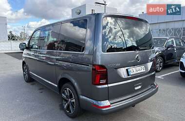 Минивэн Volkswagen Multivan 2024 в 