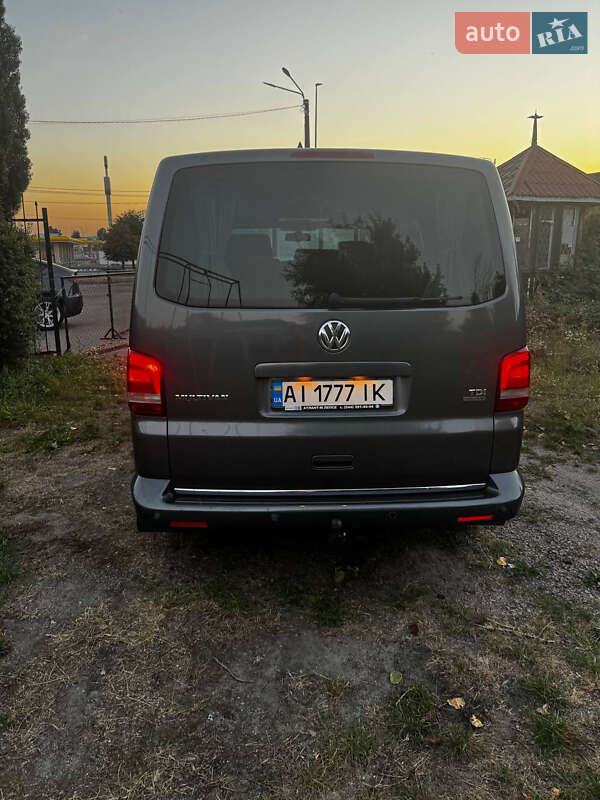 Минивэн Volkswagen Multivan 2010 в Киеве