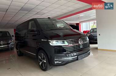 Минивэн Volkswagen Multivan 2020 в 