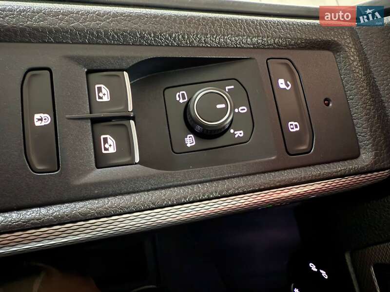 Минивэн Volkswagen Multivan 2020 в Черкассах