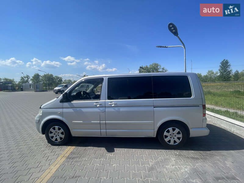 Мінівен Volkswagen Multivan 2003 в Києві