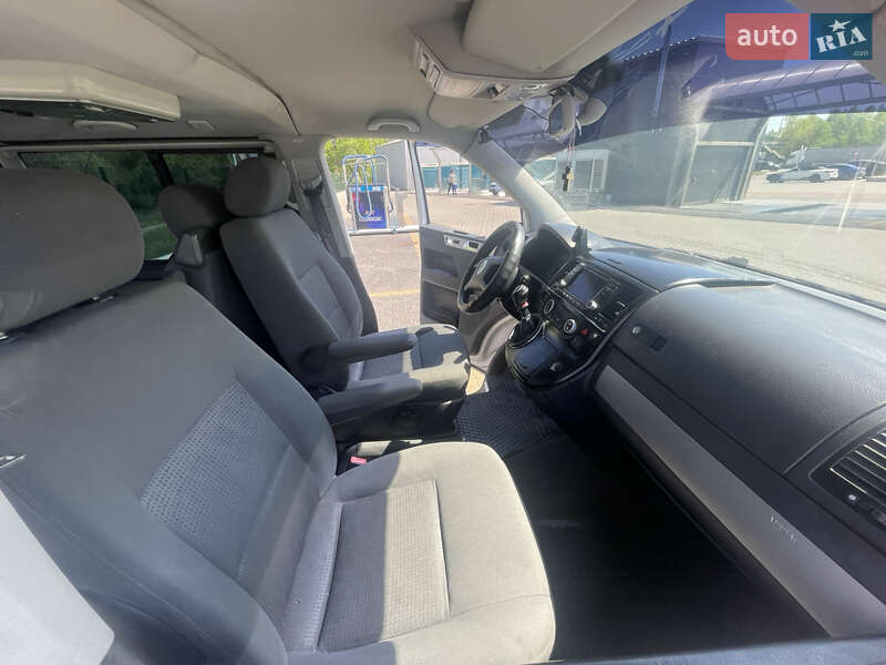 Мінівен Volkswagen Multivan 2003 в Києві
