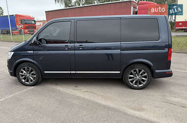 Мінівен Volkswagen Multivan 2017 в 