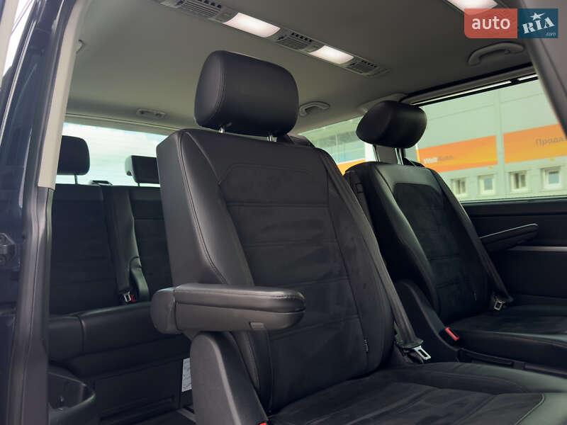 Мінівен Volkswagen Multivan 2019 в Мукачевому