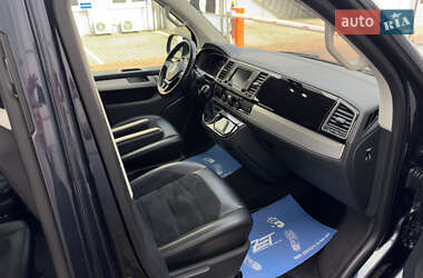 Минивэн Volkswagen Multivan 2019 в 